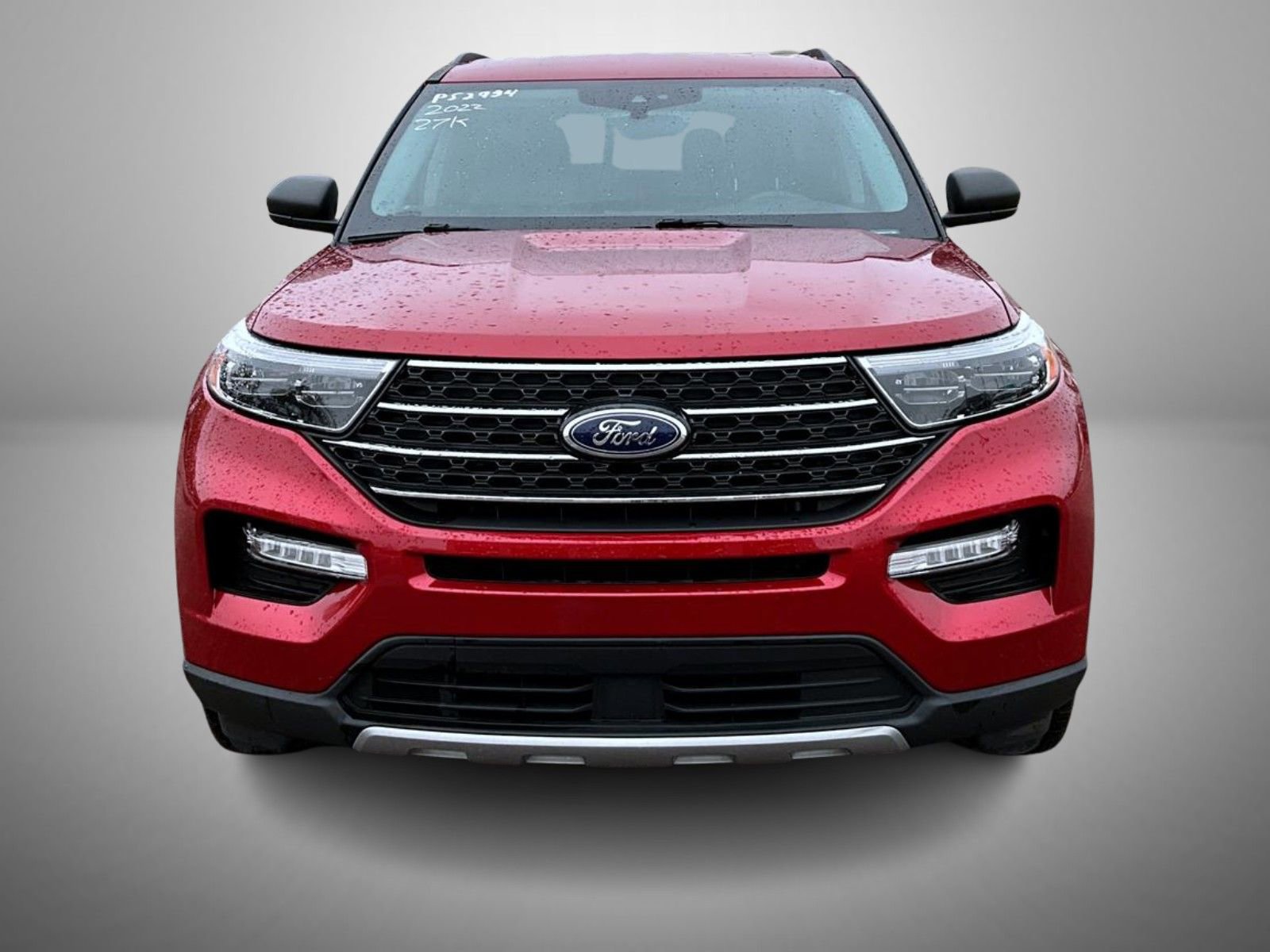 Used 2022 Ford Explorer XLT w/ Equipment Group 202A image 2