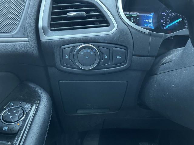 Used 2018 Ford Edge SEL w/ Equipment Group 201A image 19