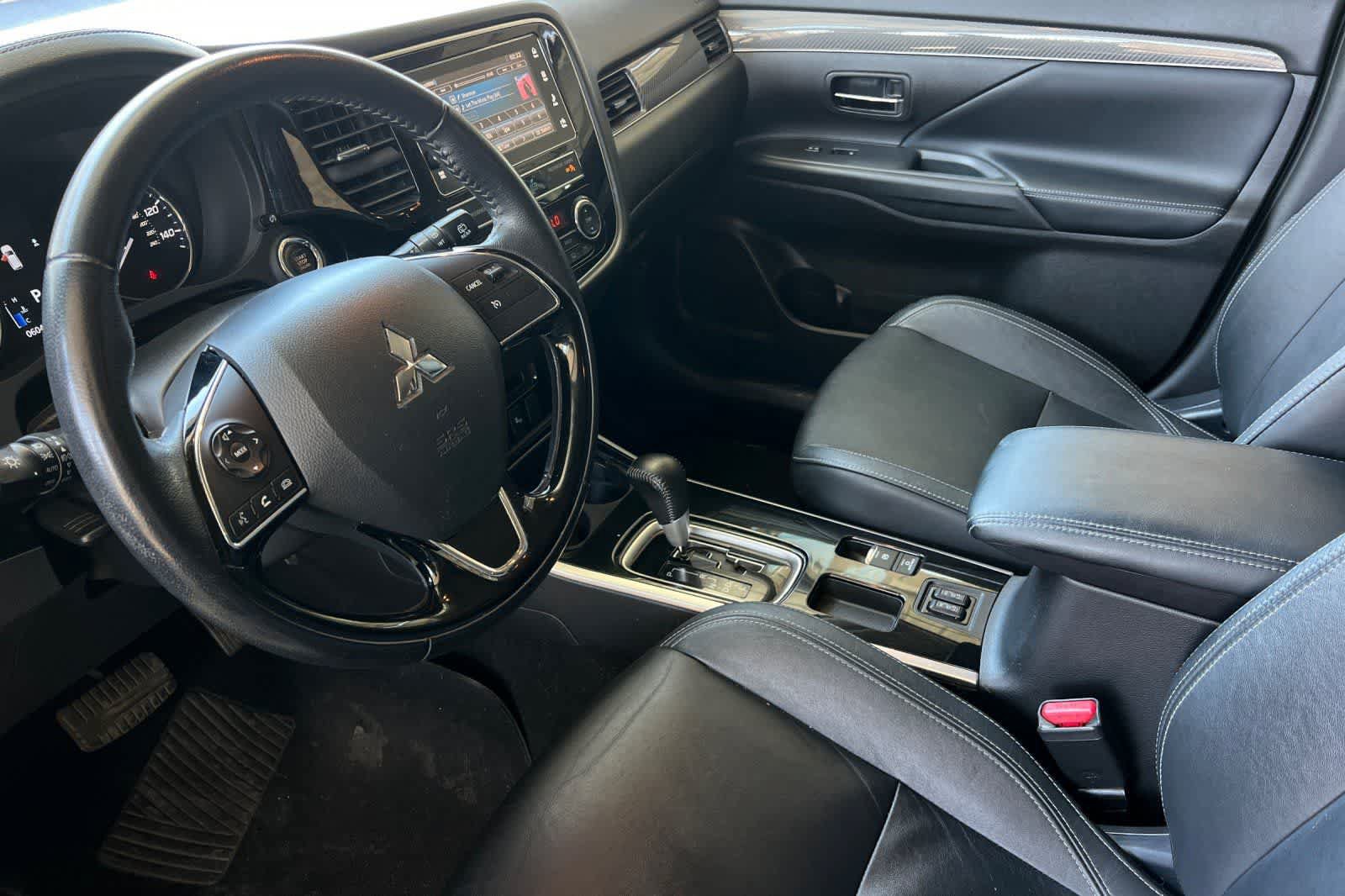 Used 2019 Mitsubishi Outlander SEL FWD image 14
