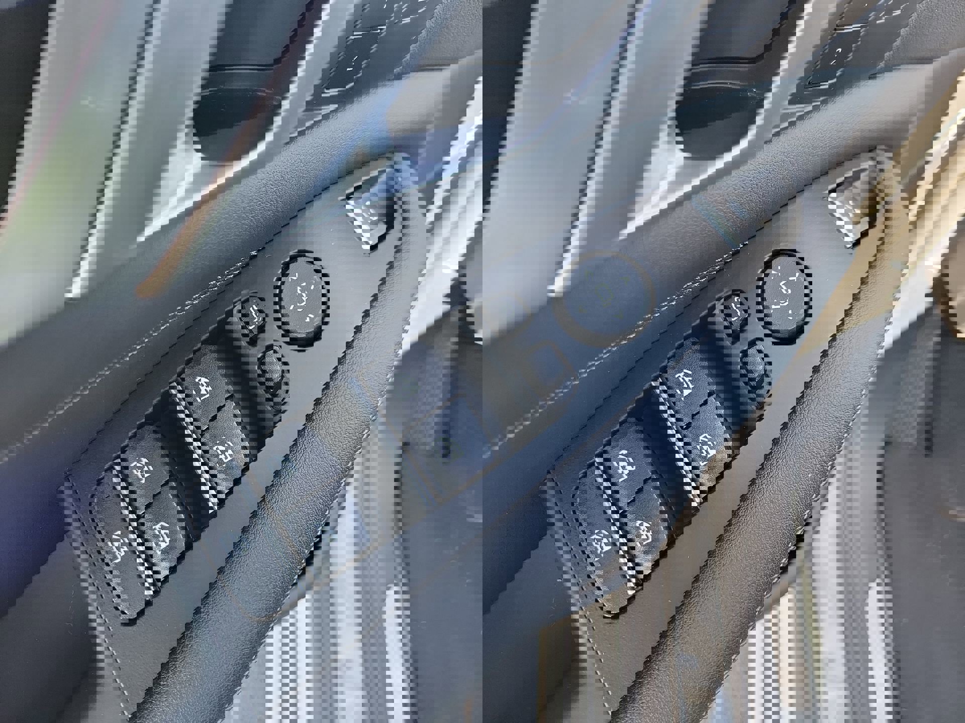 Used 2025 BMW X5 xDrive40i image 19