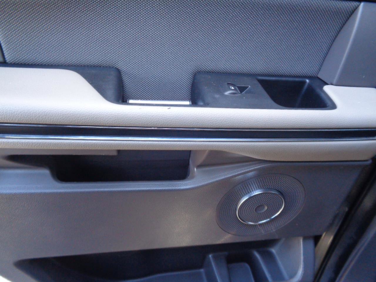 Used 2020 Ford Expedition XL image 27