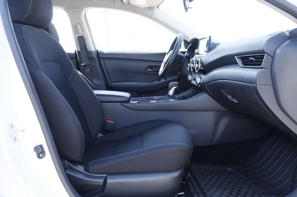 Used 2025 Nissan Sentra S FWD image 16
