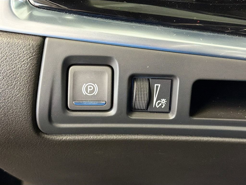 Used 2025 Cadillac XT6 Sport AWD/4WD image 10