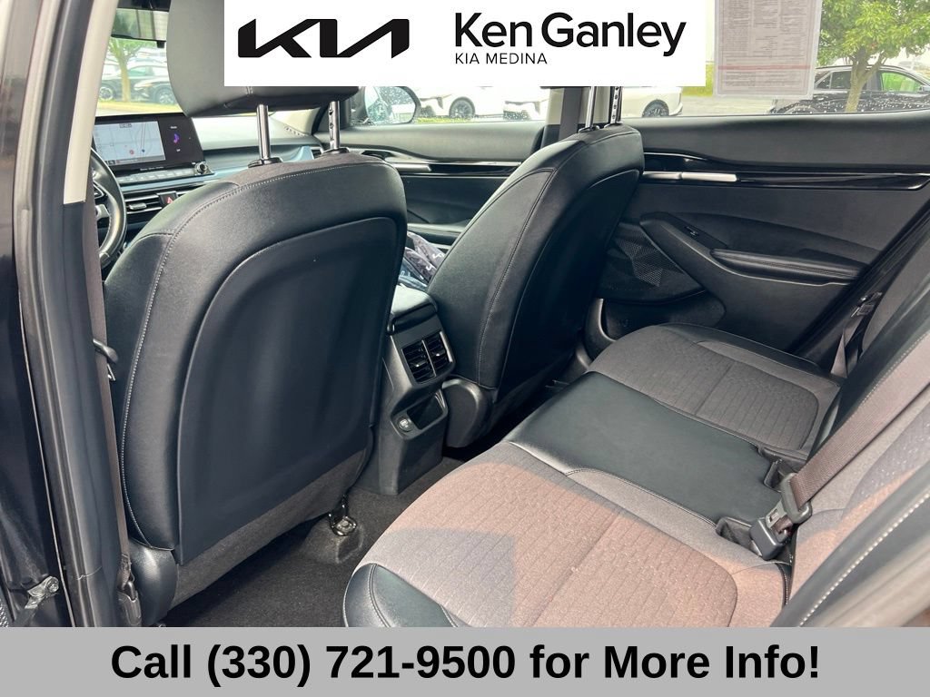 Certified 2023 Kia Seltos S w/ Navigation Package AWD/4WD image 50