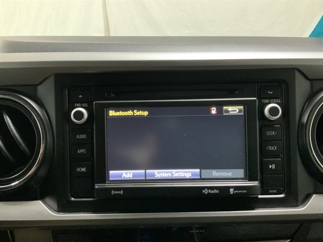 Used 2018 Toyota Tacoma SR5 AWD/4WD image 24