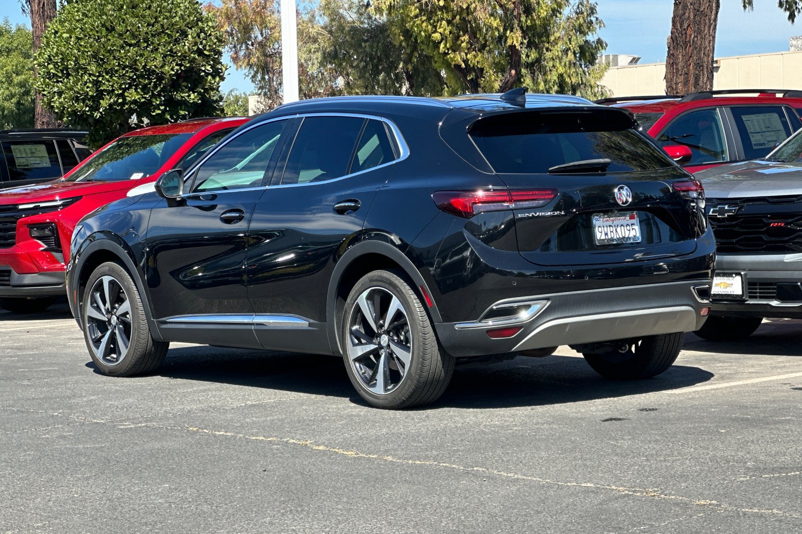 Used 2021 Buick Envision Essence FWD image 7