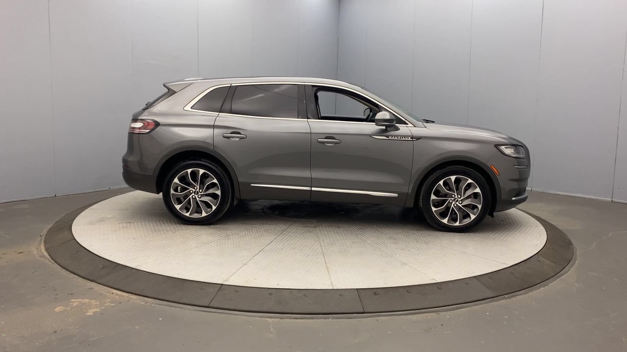 Used 2021 Lincoln Nautilus Reserve AWD/4WD image 6