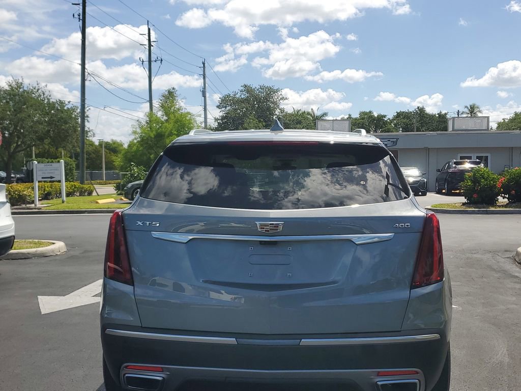 Certified 2024 Cadillac XT5 Premium Luxury w/ Technology Package FWD image 12