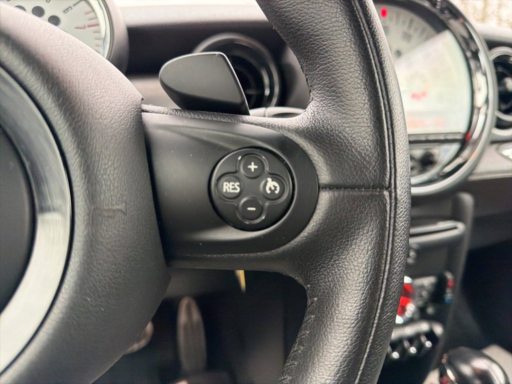 Used 2014 MINI Cooper S image 25