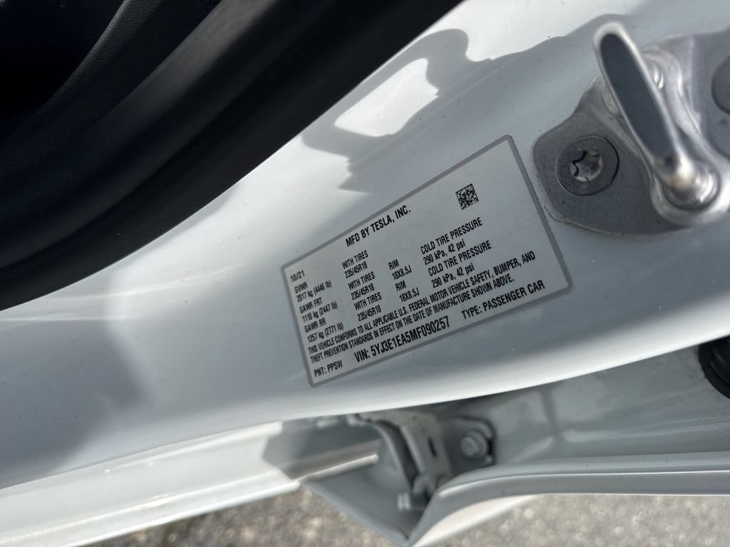 Used 2021 Tesla Model 3 Standard Range Plus RWD image 38