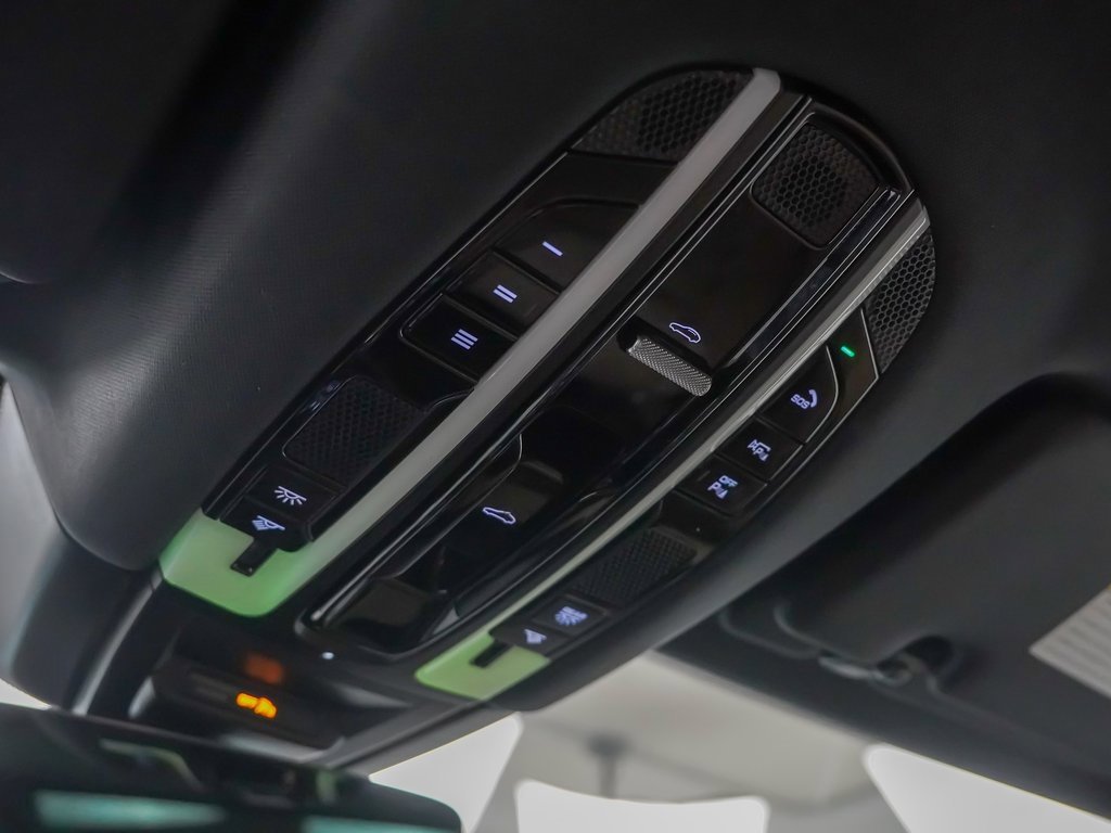 Certified 2023 Porsche Cayenne image 28