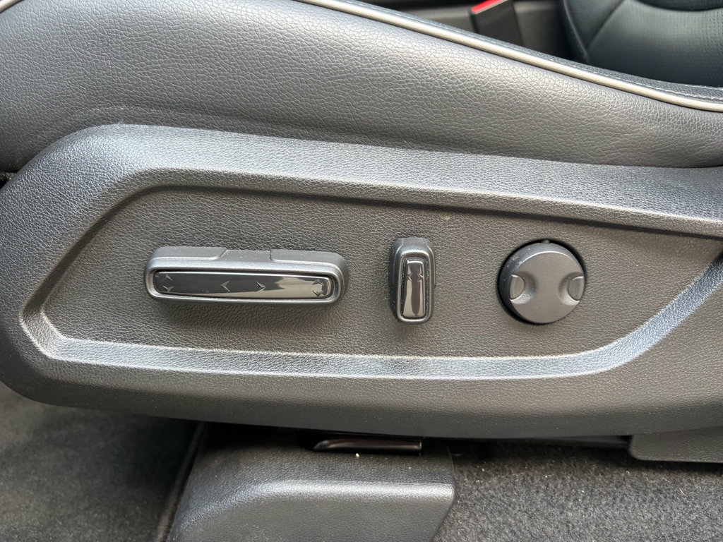 Certified 2025 Honda Pilot Elite image 14