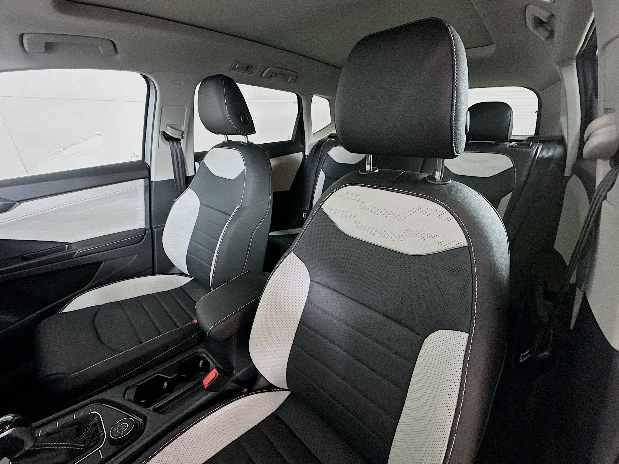 New 2026 Volkswagen Taos SEL AWD/4WD image 20