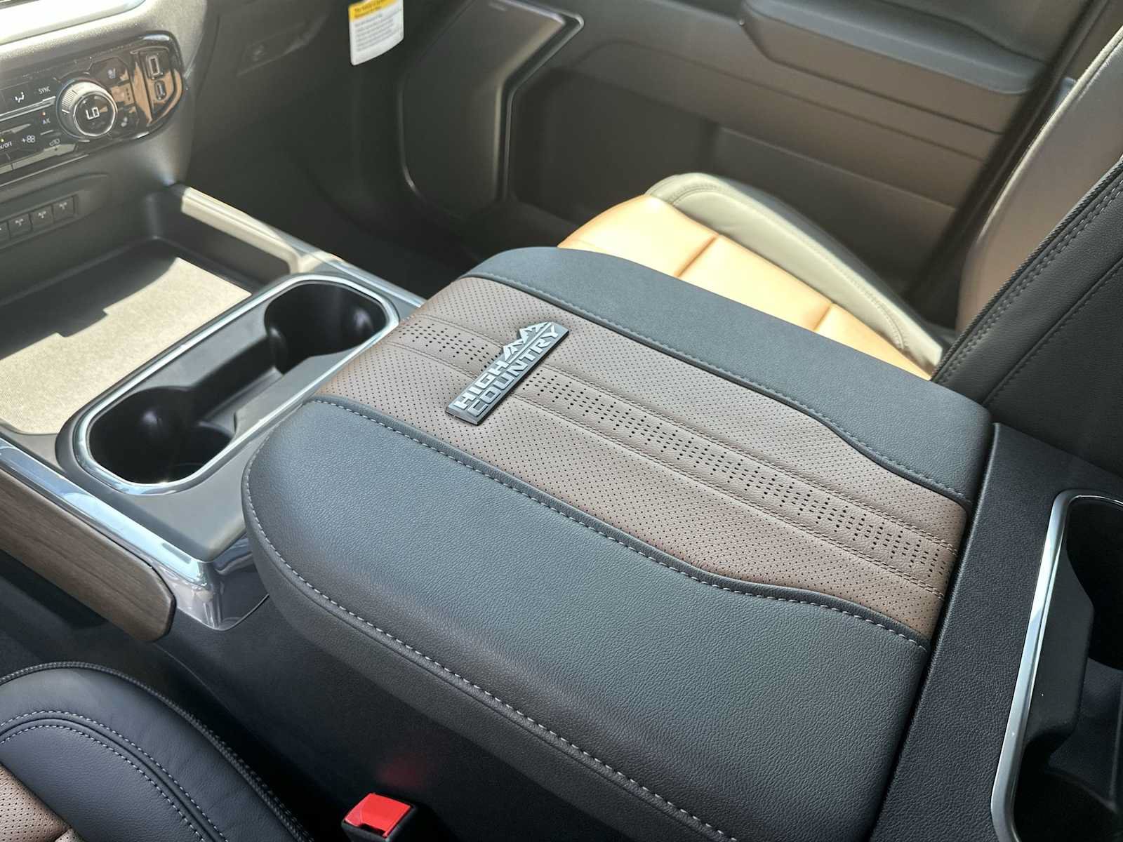 New 2026 Chevrolet Silverado 3500 High Country w/ High Country Premium Package AWD/4WD image 21