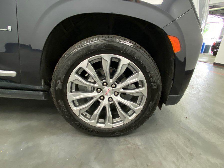 Used 2023 GMC Yukon Denali AWD/4WD image 16