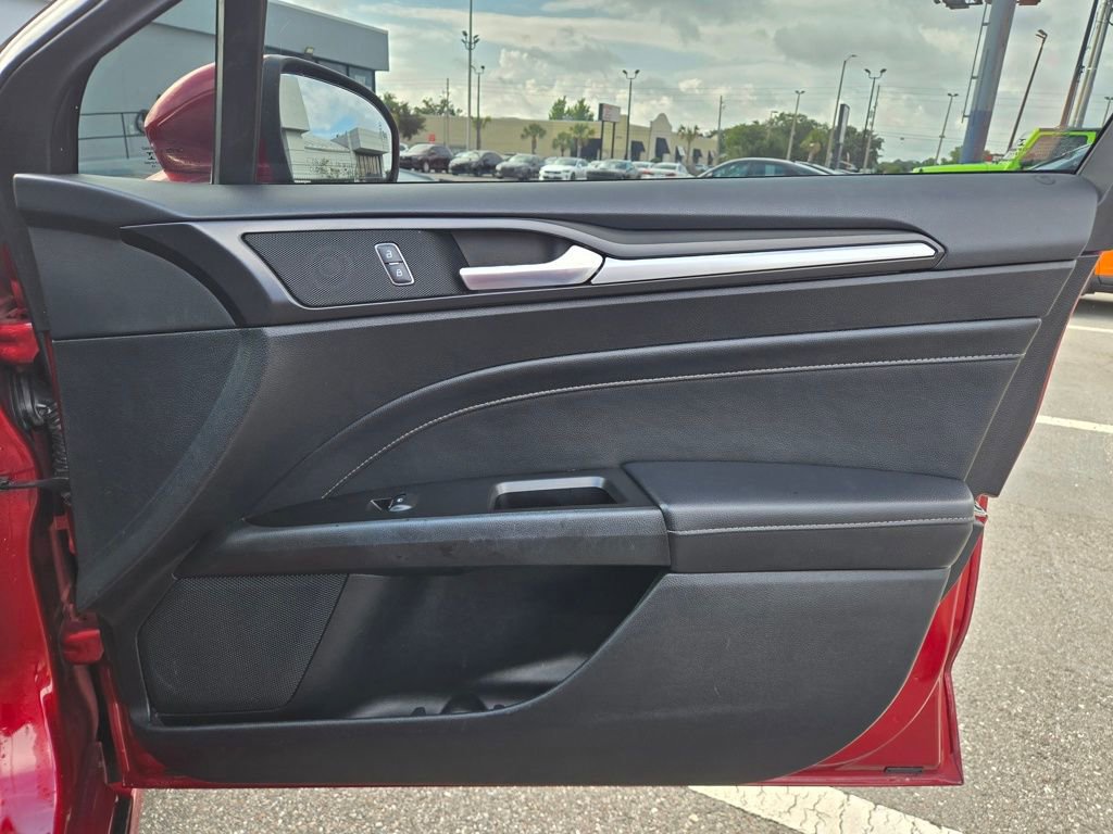 Used 2019 Ford Fusion Titanium AWD/4WD image 44