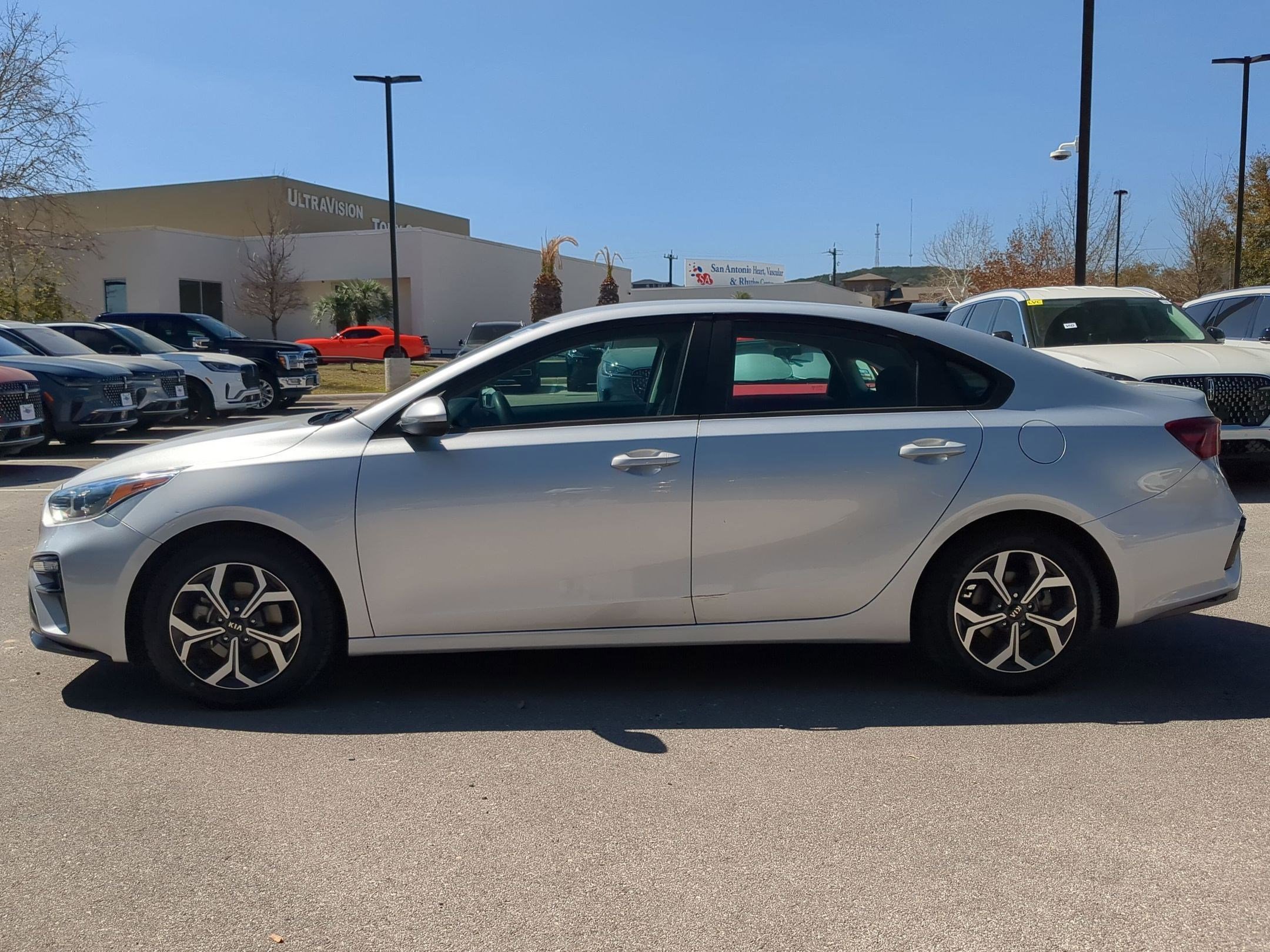 Used 2019 Kia Forte LXS image 6