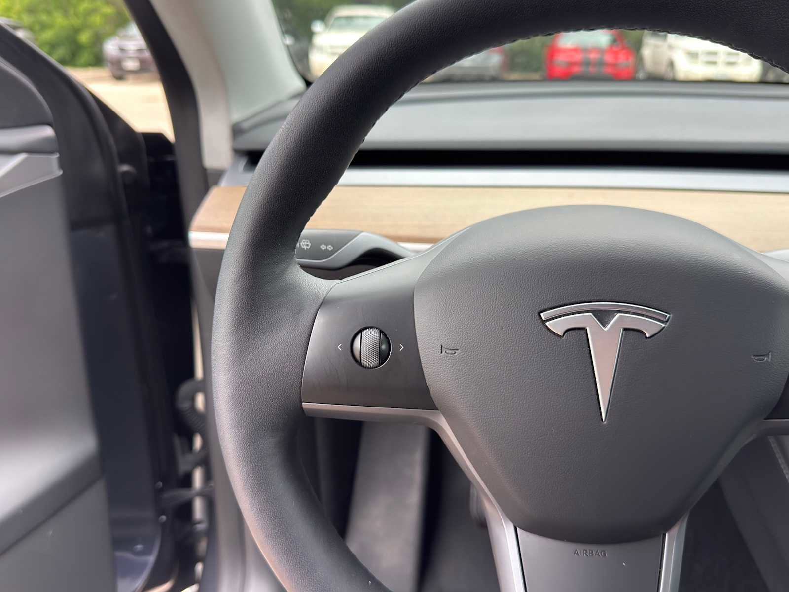 Used 2022 Tesla Model Y Long Range AWD/4WD image 15