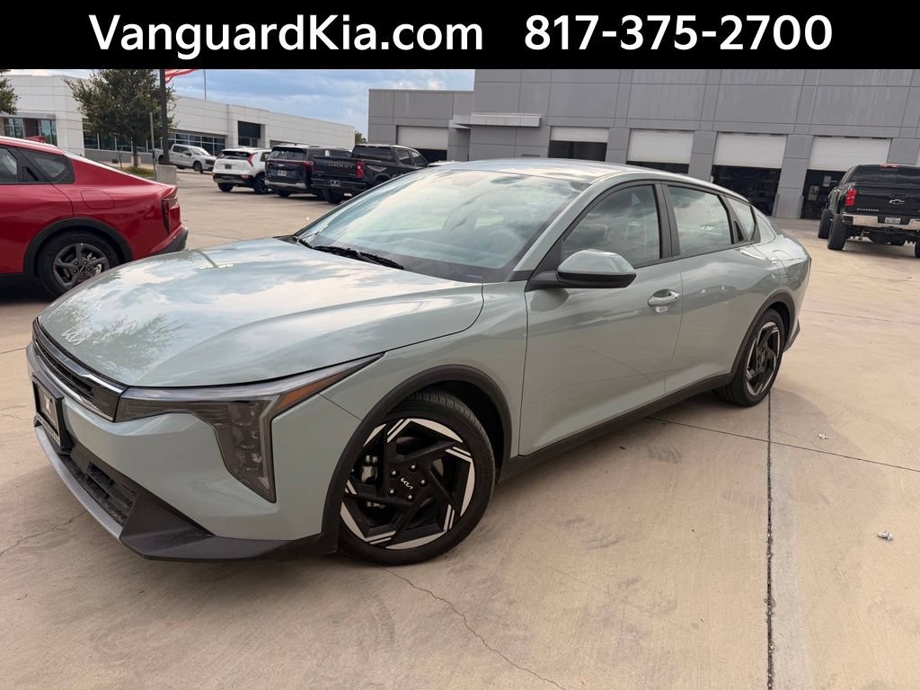 Certified 2025 Kia K4 EX