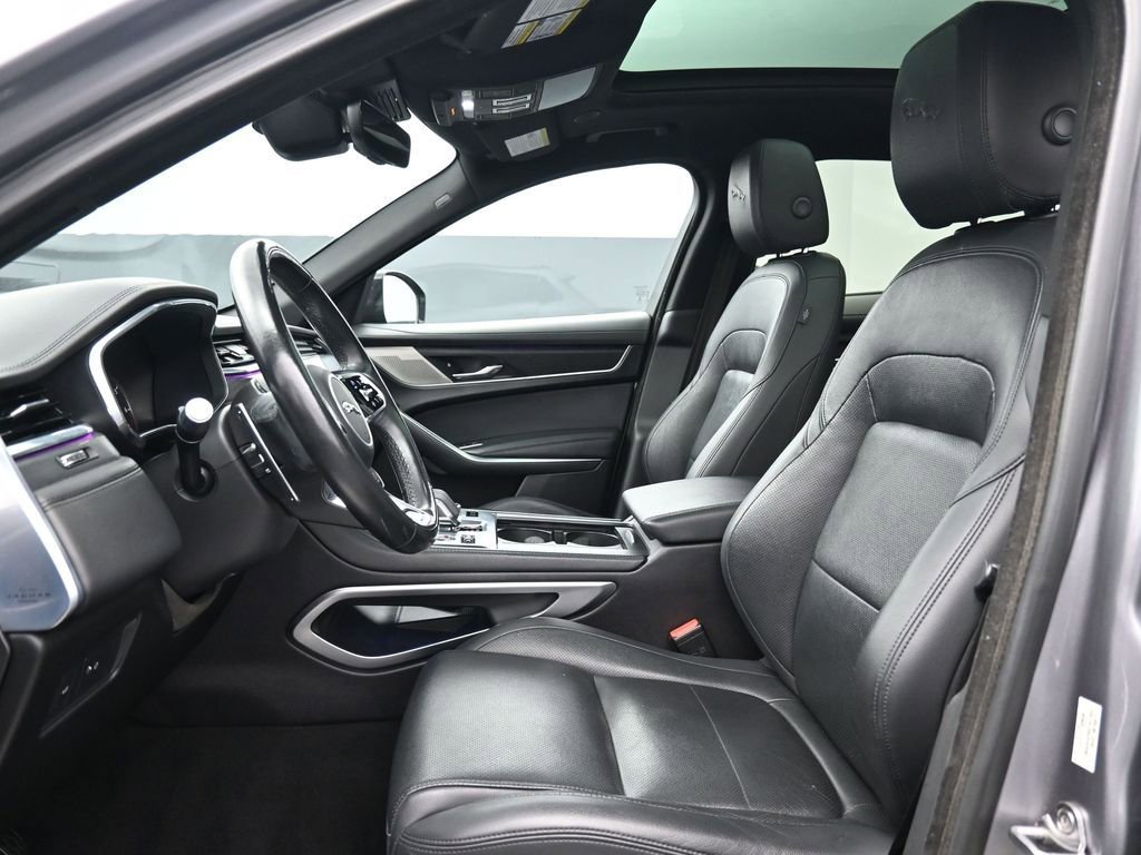 Used 2022 Jaguar F-PACE S image 10