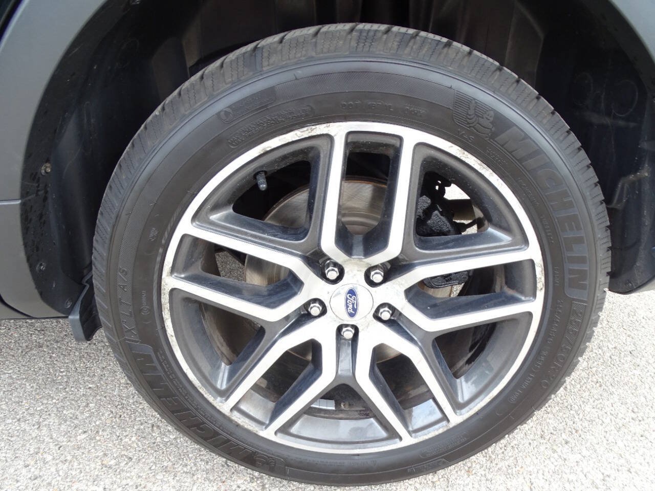 Used 2017 Ford Explorer 4WD Sport 3.5L 6-Cyl Turbo SUV image 57