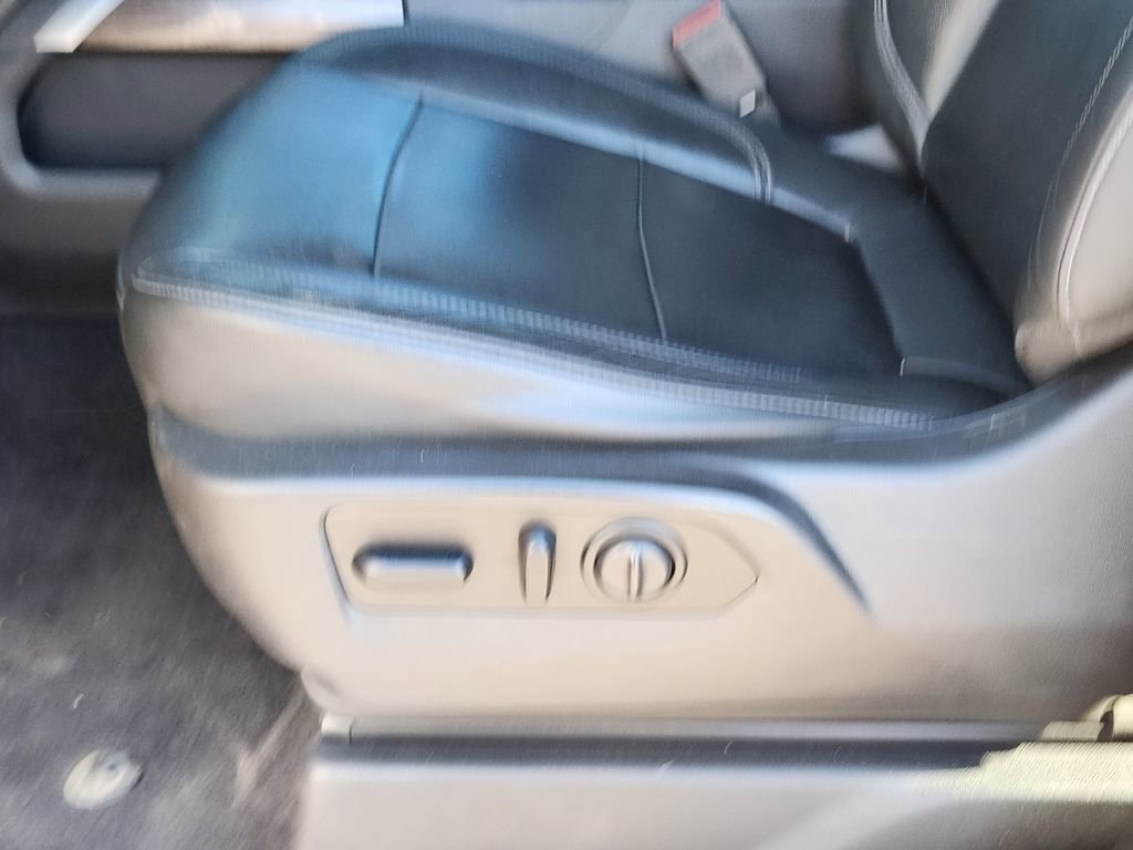 Used 2020 Chevrolet Silverado 1500 RST w/ All-Star Edition image 8