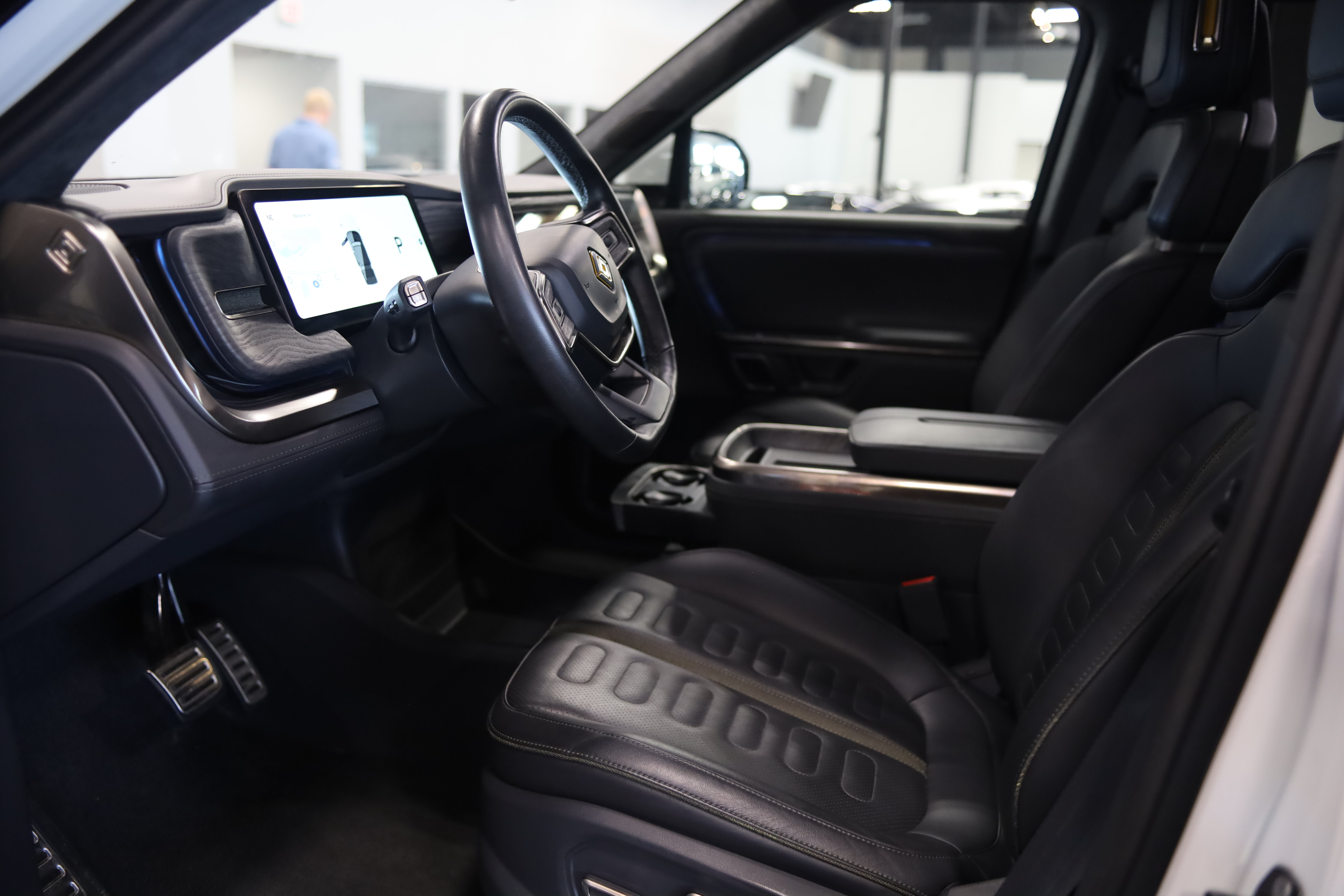 Used 2022 Rivian R1S Launch Edition Quad AWD/4WD image 15