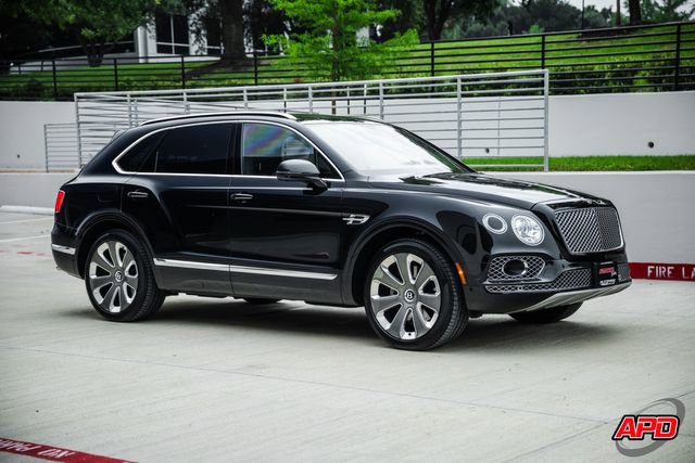 Used 2018 Bentley Bentayga AWD/4WD image 57