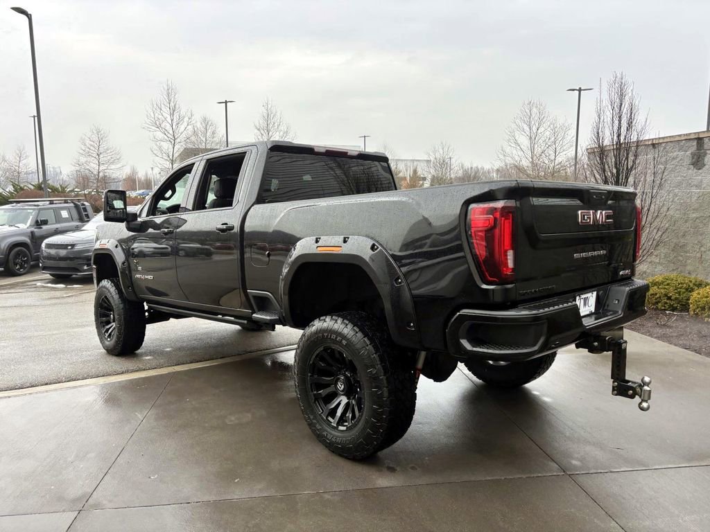 Used 2022 GMC Sierra 3500 AT4 image 5