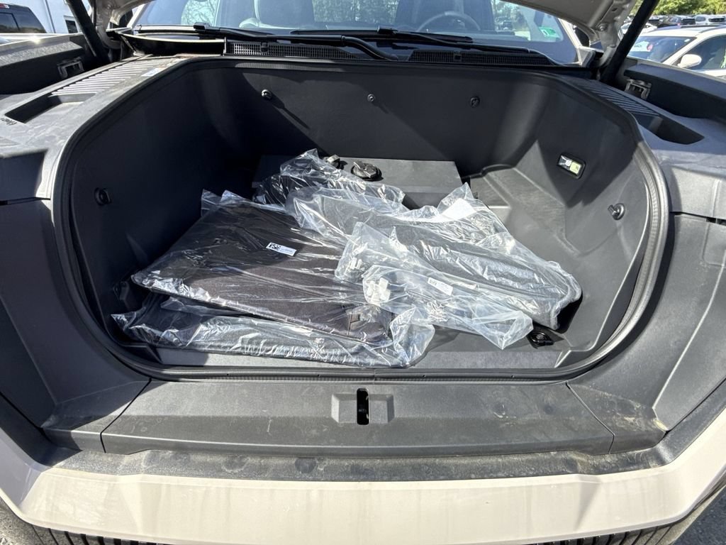 New 2026 GMC Sierra EV Elevation AWD/4WD image 24