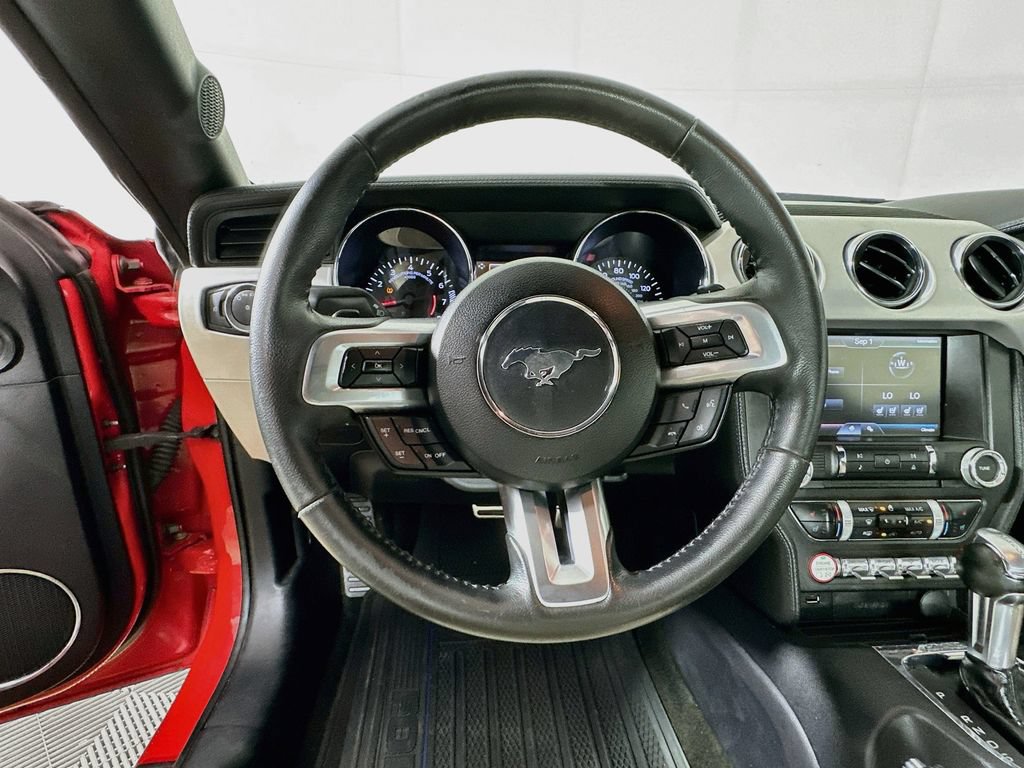 Used 2015 Ford Mustang GT Premium w/ Equipment Group 401A RWD image 13