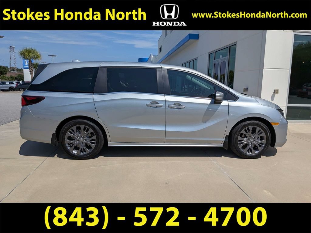 Certified 2026 Honda Odyssey Touring image 9
