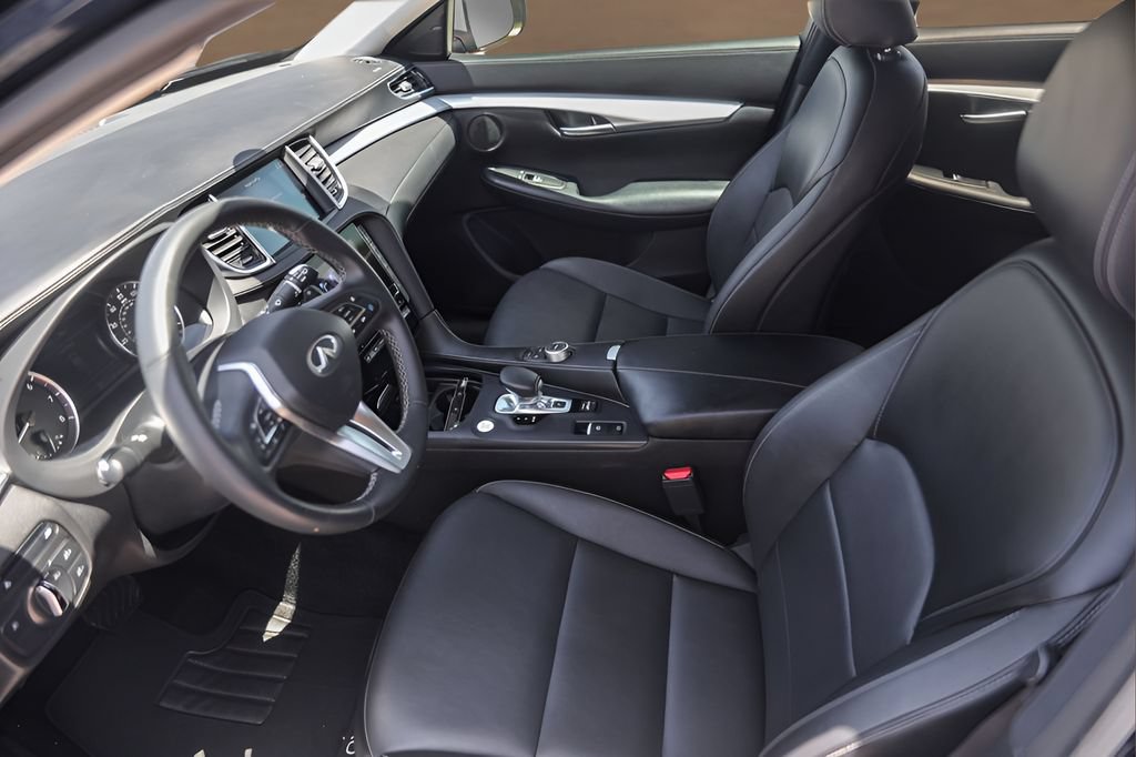 Used 2021 INFINITI QX50 Luxe FWD image 9