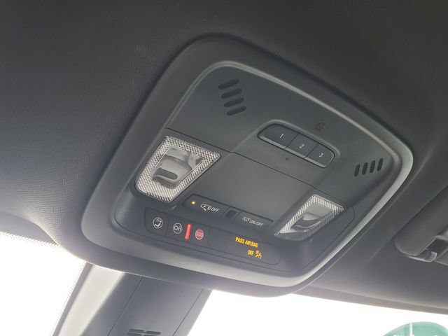 Certified 2023 Chevrolet Traverse LT FWD image 31