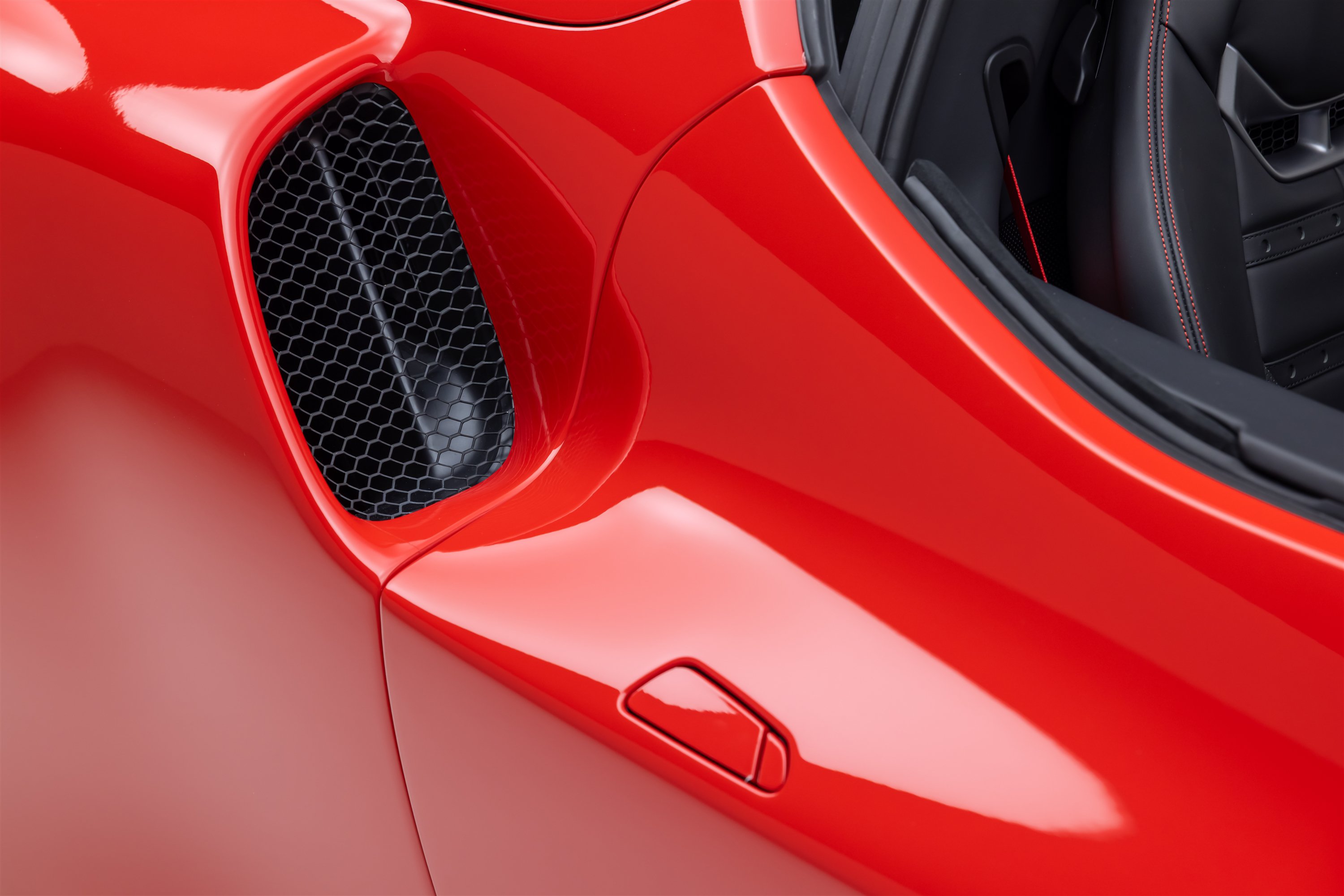 Used 2026 Ferrari 296 GTS RWD image 16