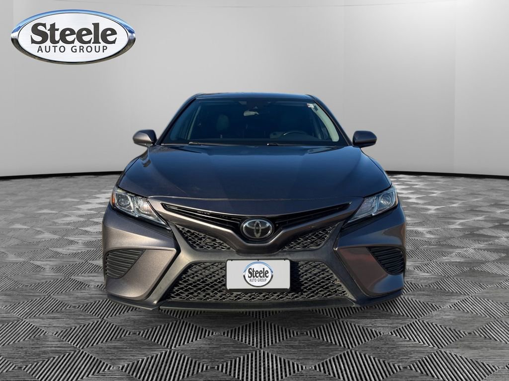 Used 2020 Toyota Camry SE image 8