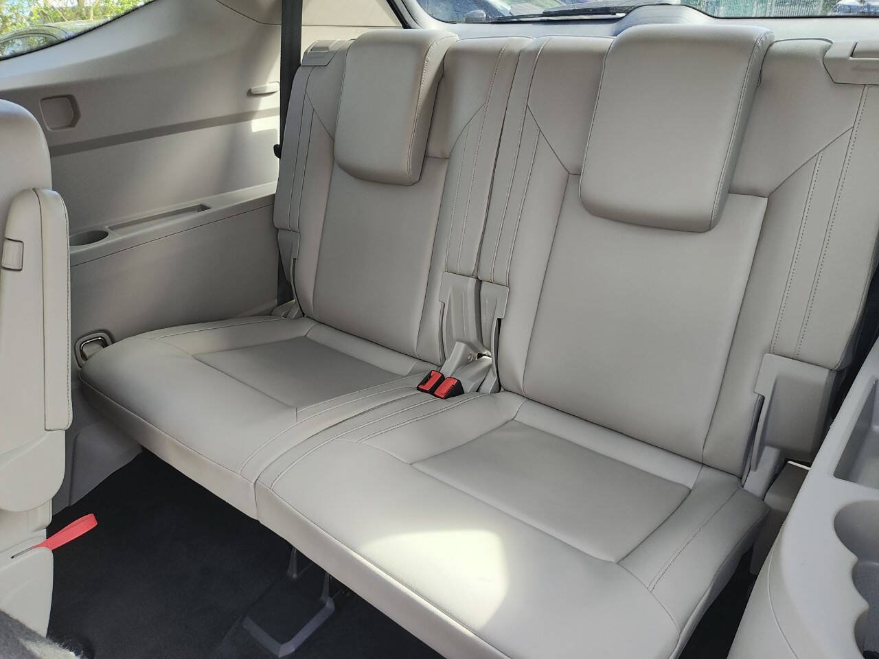 Used 2018 Volkswagen Atlas SE FWD image 33
