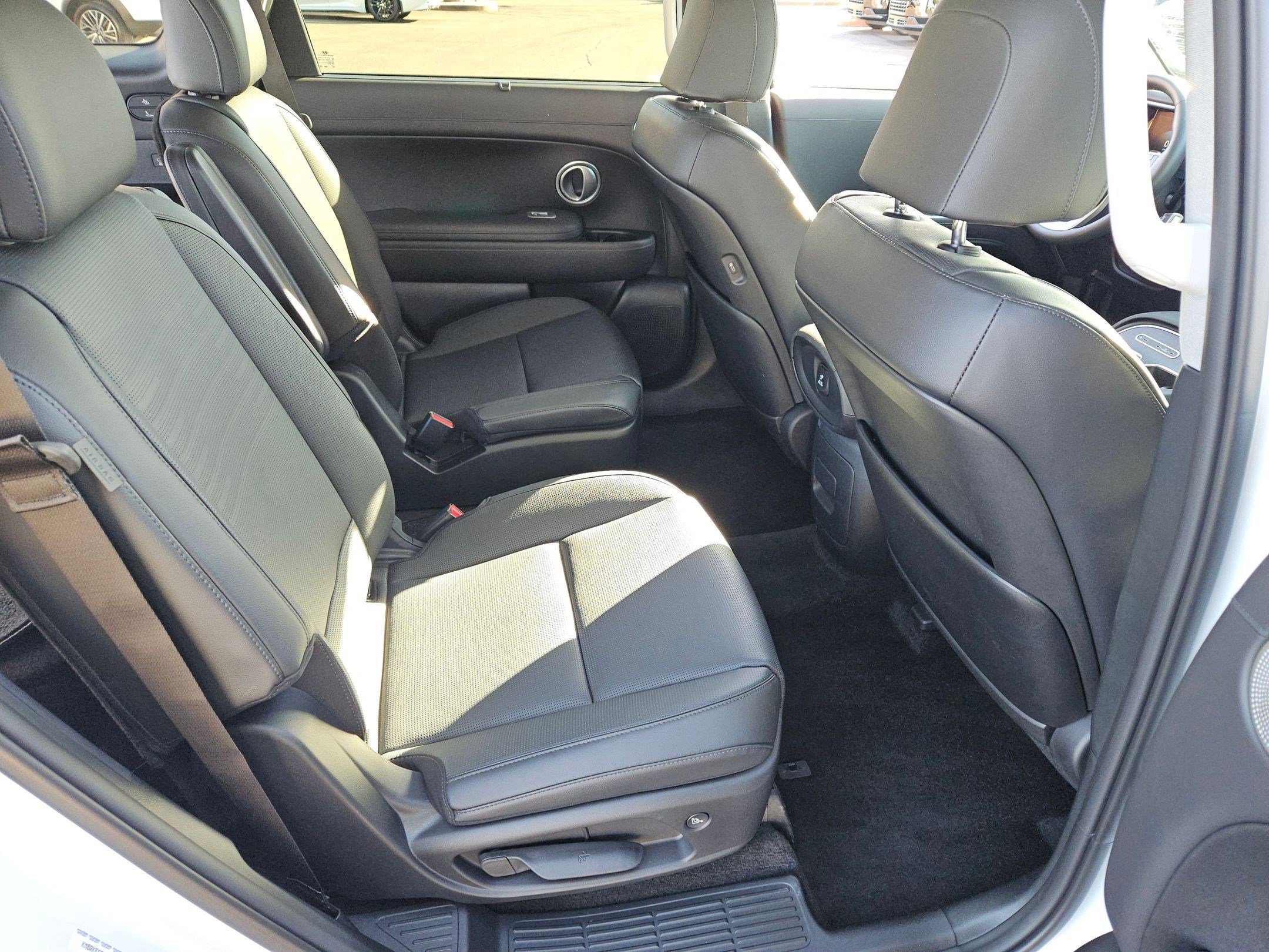 Used 2026 Hyundai Palisade Limited AWD/4WD image 22