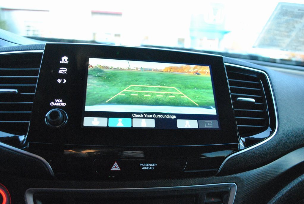 Used 2023 Honda Passport TrailSport image 26