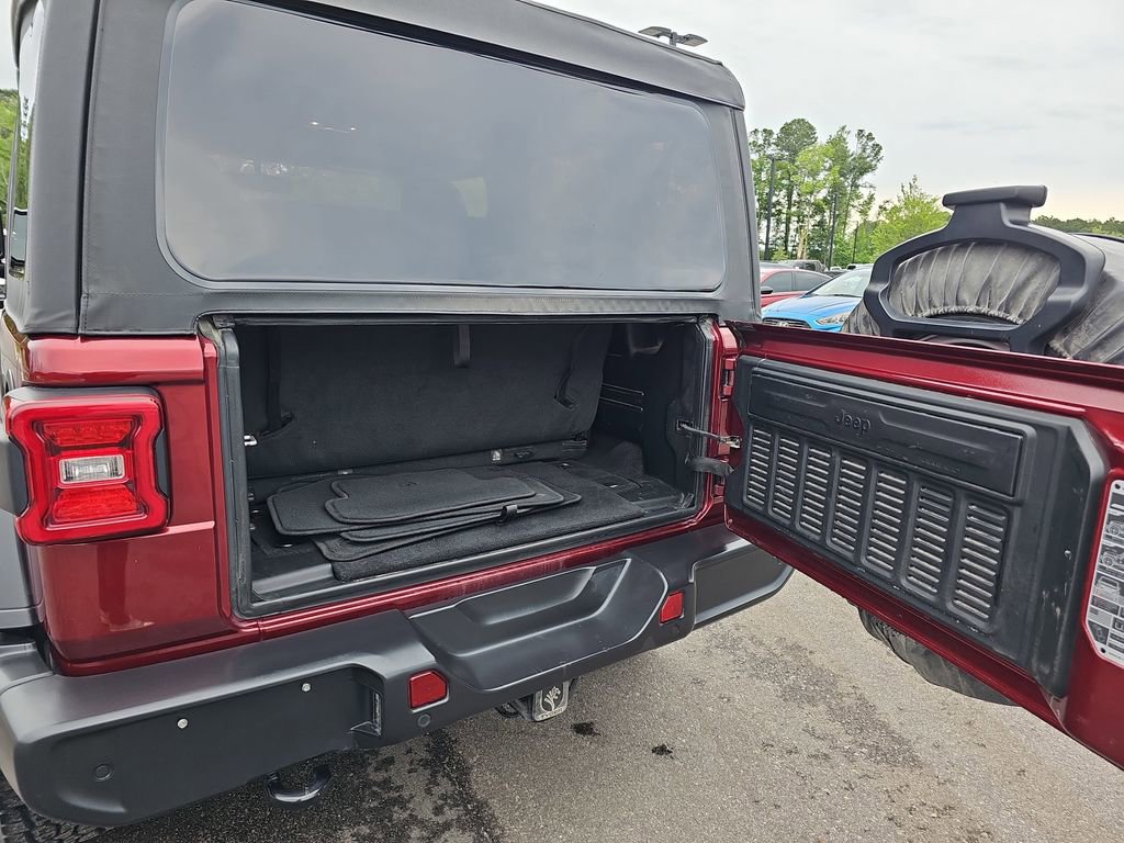 Used 2021 Jeep Wrangler Sport AWD/4WD image 18