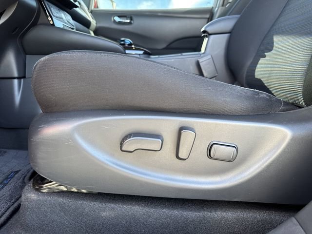 Certified 2024 Nissan Leaf SV Plus image 9