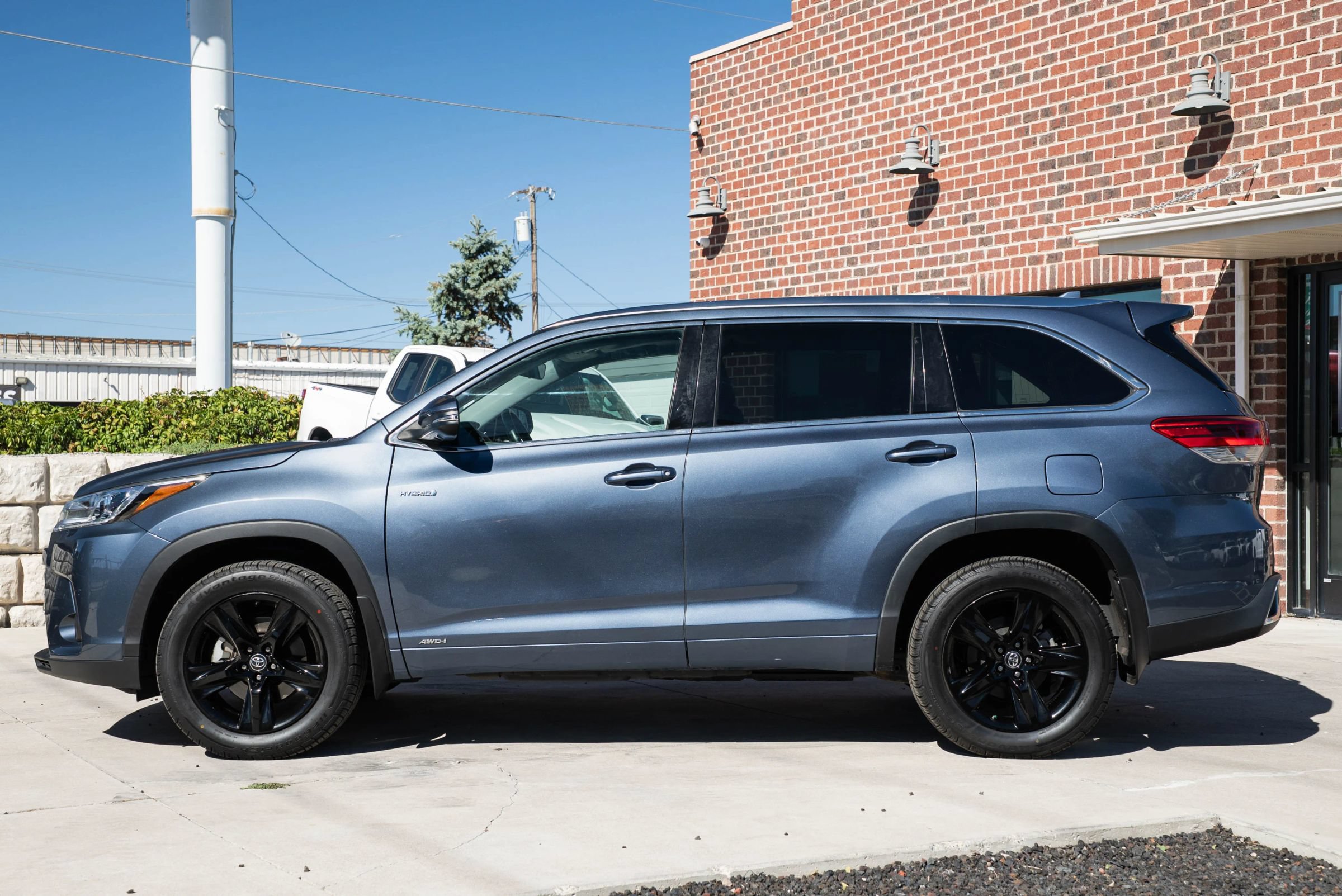 Used 2018 Toyota Highlander Limited Platinum AWD/4WD image 3