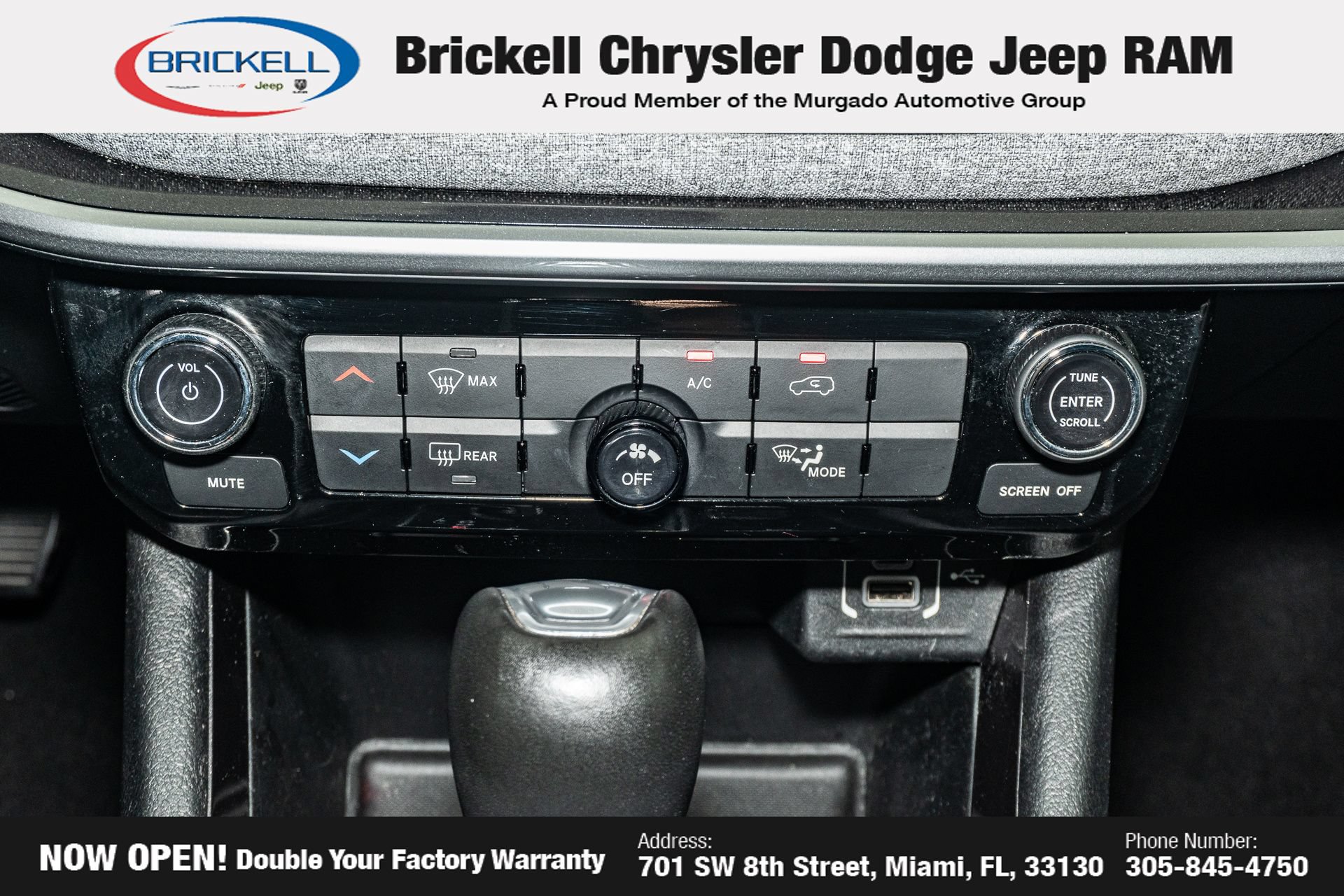 Used 2024 Jeep Compass Latitude AWD/4WD image 25