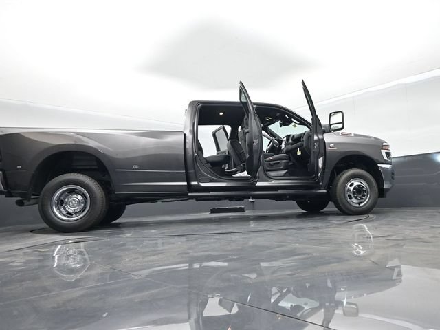 New 2026 RAM 3500 Tradesman AWD/4WD image 74