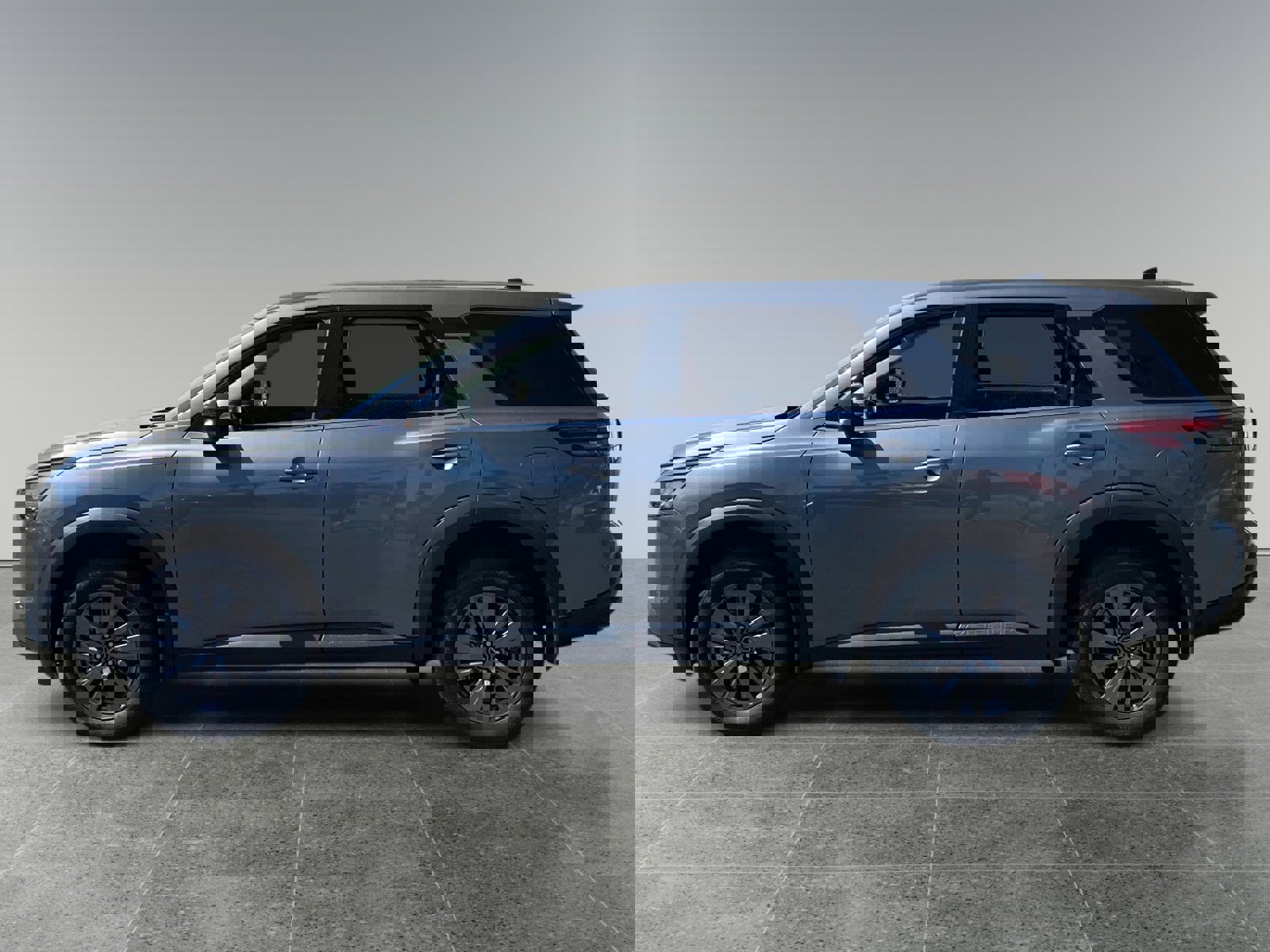 Used 2025 Nissan Pathfinder S image 2