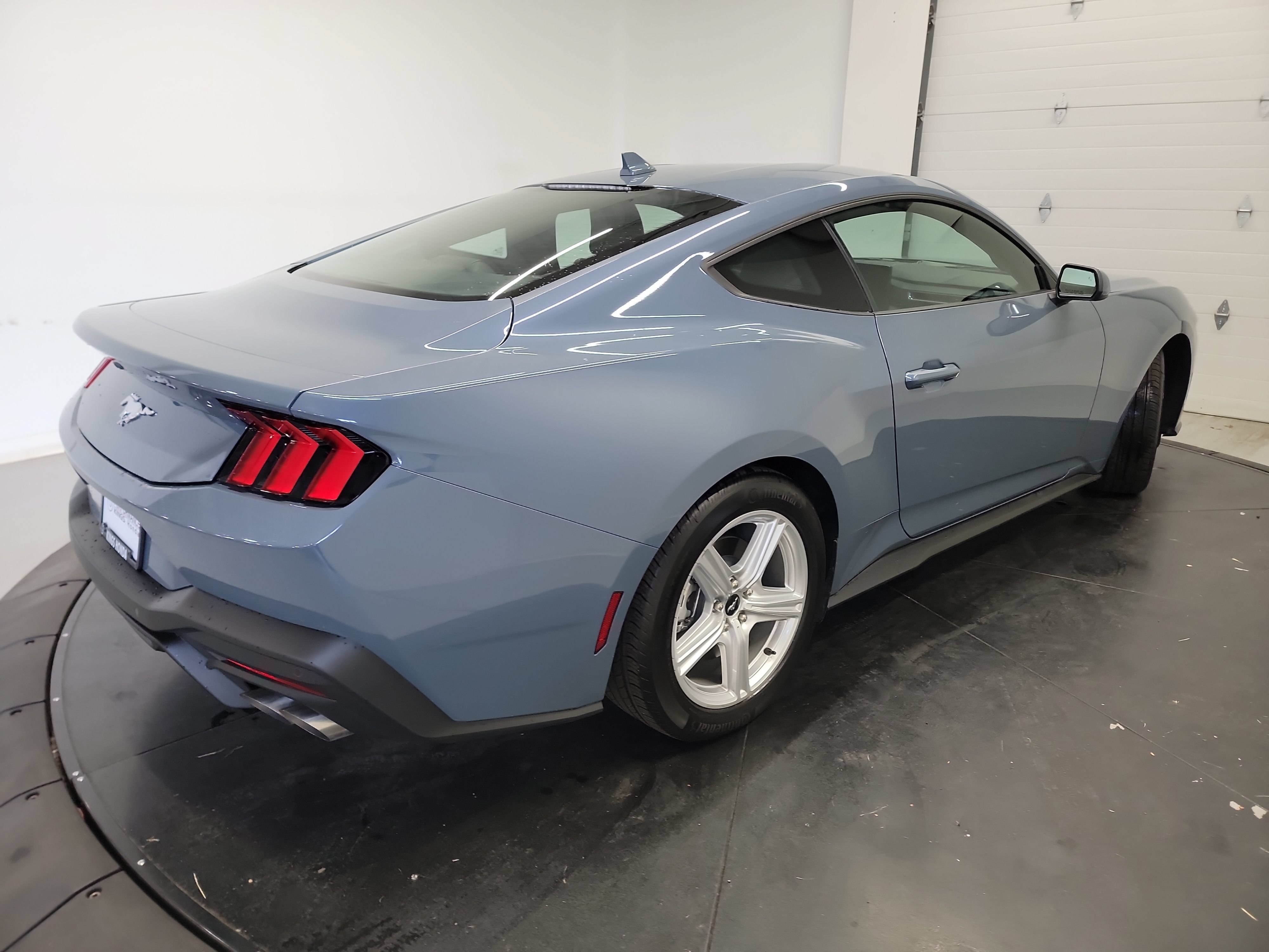 Used 2026 Ford Mustang Premium RWD image 9