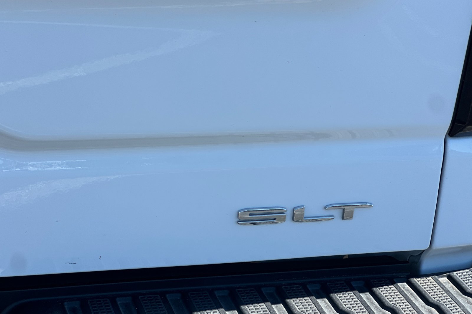Used 2024 GMC Sierra 1500 SLT RWD image 48