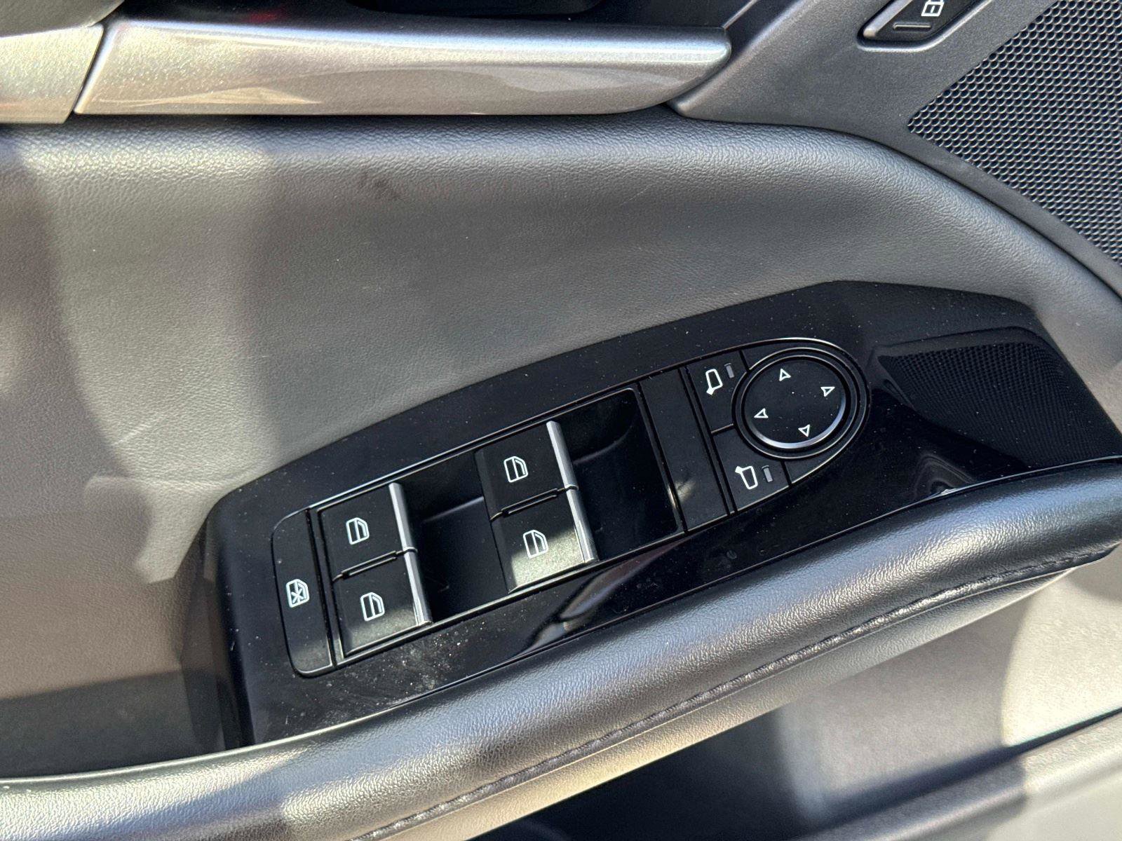 Certified 2024 MAZDA MAZDA3 s image 16