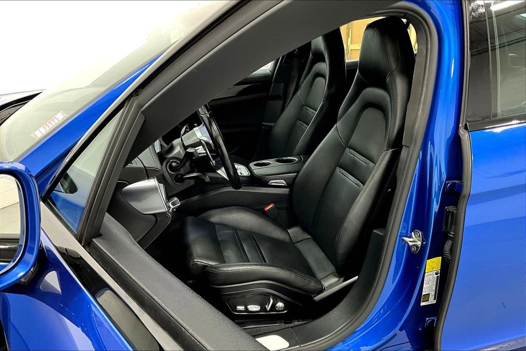 Used 2018 Porsche Panamera 4S image 33