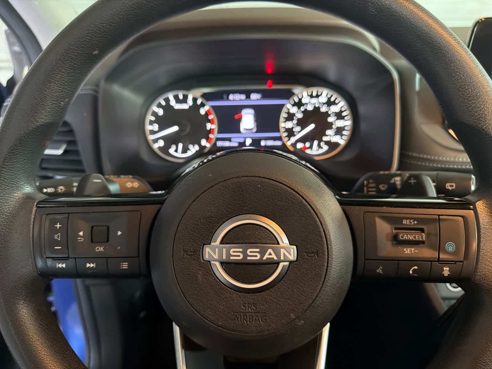 Used 2022 Nissan Rogue SV FWD image 24